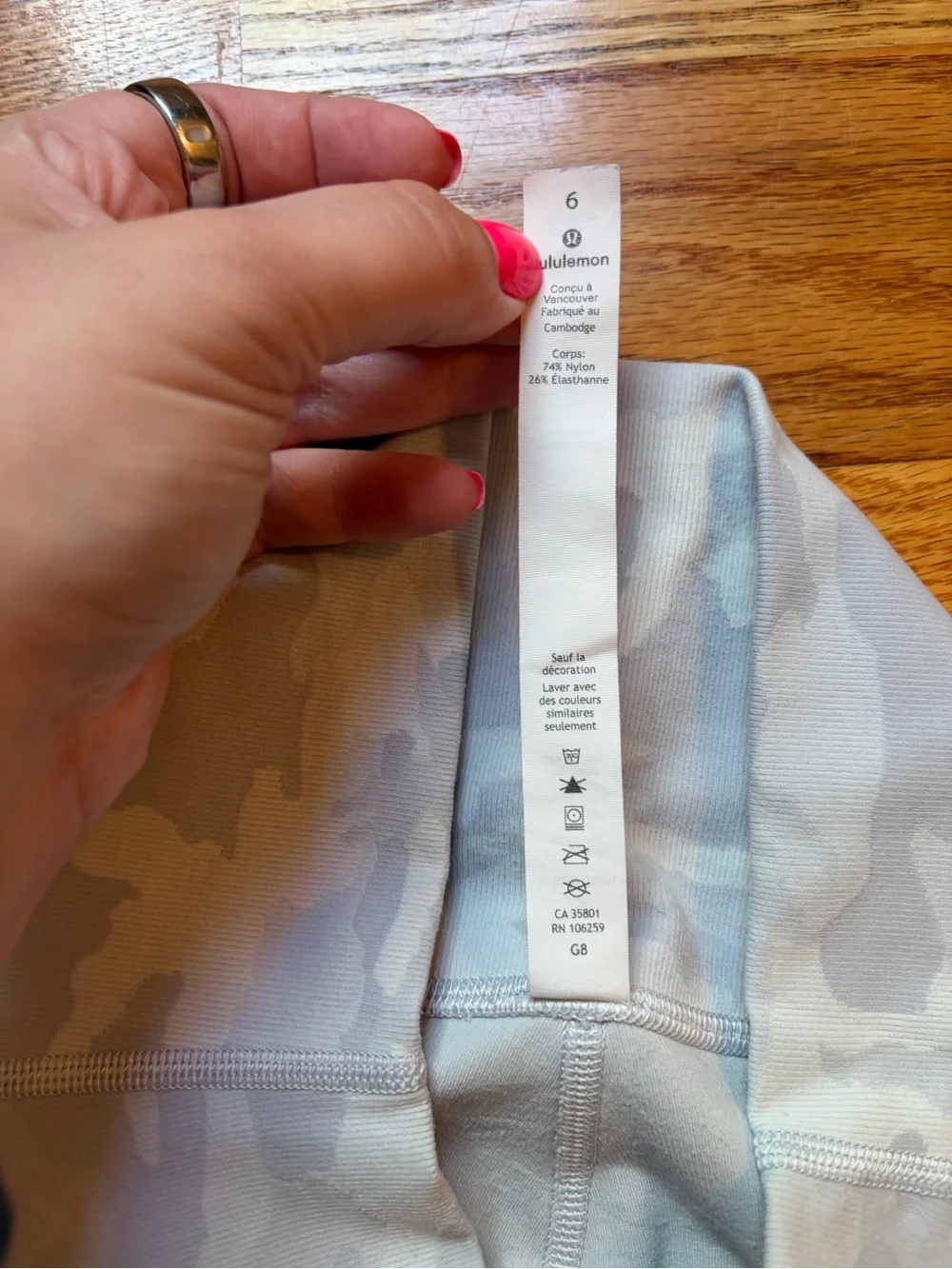 Lululemon Wunder Under High-Rise Tight in Luxtreme Camo White‎ size 6